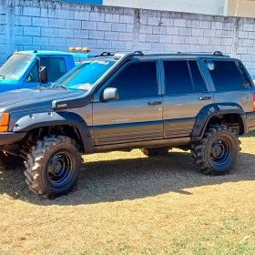 Jogo de Alargadores Fender para Jeep Grand Cherokee Limited de 1993 até 1998