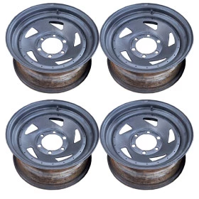 Jogo com 4 Rodas Mangels 16x7 6 Furos Direcional Perfeito Estado