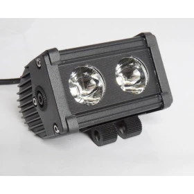 Farol de LED Direcional com 2Leds / 20W - Alcance médio de 100 metros em área livre. ( COMPACTO E POTENTE IDEAL PARA TRI
