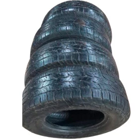 Jogo com 4 Pneus 265/70 R16 Dunlop All Terrain 55% de Vida Útil 