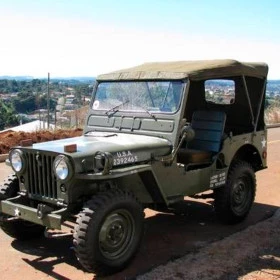 Capota Militar Jeep 1951 e 1952 Completa com Cajado e Suporte