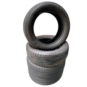 Jogo com 4 Pneus 235/55 R18 95% de Vida Útil Semi Novos 