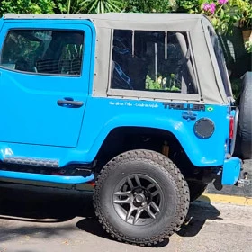 Capota Removível Cor Cinza para Troller Todos com Forração Soft Top Isolamento Térmico
