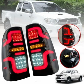 Par de Lanternas Traseiras para Toyota Hilux de 2015 a 2022 - LED e Fumê