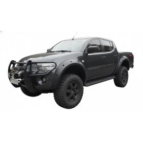 Mesa / Base / Suporte de Guincho com Protetor de faróis para MITSUBISHI L-200 Triton e Triton Savana