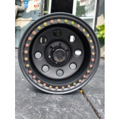 Roda bead-lock original  modelo soft8 17x9 6x139 completa com parafusos e calota 